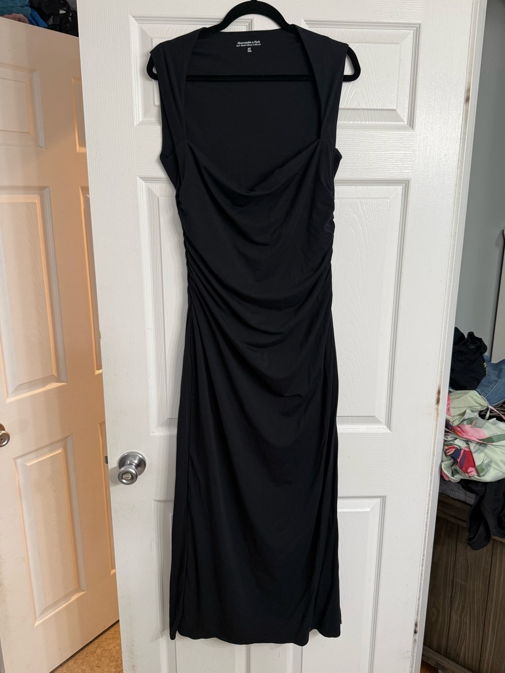 Abercrombie & Fitch Black Sleeveless Cowl Maxi Dress
